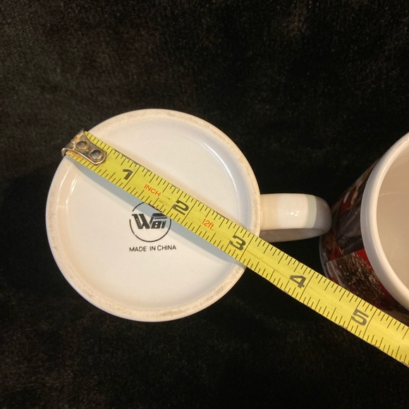 World Bazaar Christmas Santa Mugs - Picture 7 of 7